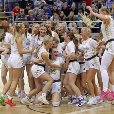 West Fargo Horace girls basketball captures 1st state championship