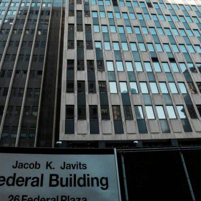 Suspect arrested after explosive device detonated outside federal building in Manhattan