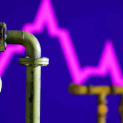 Oil Prices Drop as Israel-Hamas Ceasefire Plan Eases War Risk Premium – Daily Times