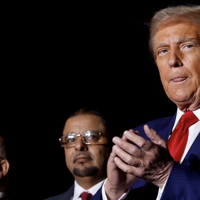 Trump gets boost from Michigan Muslim leaders, explains Detroit insult