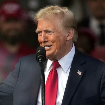 Brit punters predict Donald Trump will WIN the US election