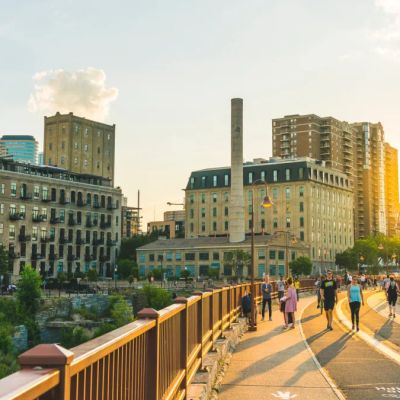 7 Top Cities for Renters at the End of 2024