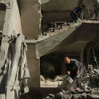 Journalist, child among nine killed in Israeli strikes on Gaza | Dunya News