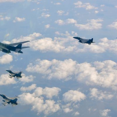 US fighter jets scrambled to intercept at least five Russian warplanes over Alaska