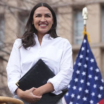 Fox News host offers praise for AOC after new Chuck Schumer poll