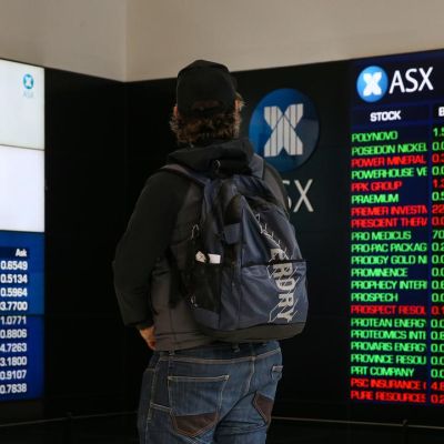 Rebounding tech stocks defy market fears