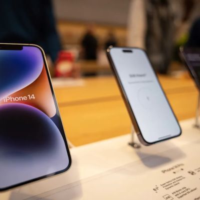 Apple may have a key problem bringing back manufacturing to beat Trump tariffs, former Intel CEO warns