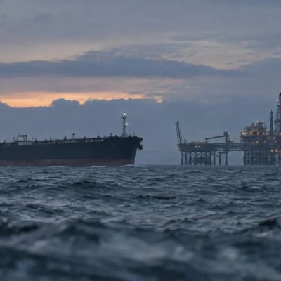 Ukraine Threatens Russian Refineries as Brent Crude Reclaims $106