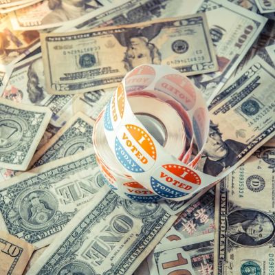 Which Taunton candidates failed to report campaign finances prior to election?