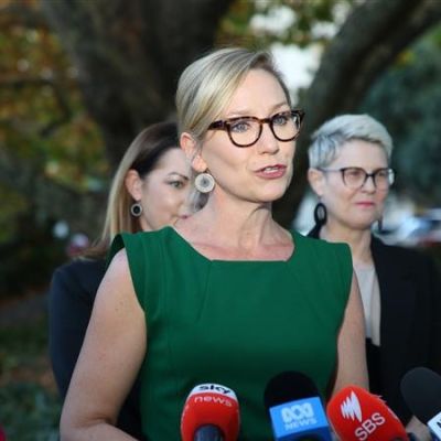 ‘Now the Labor Party have a choice’: Greens pick leader as Tim Wilson anxiously waits