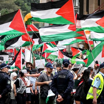 Tens of thousands in Australia rally against Israel, claiming ceasefire a sham