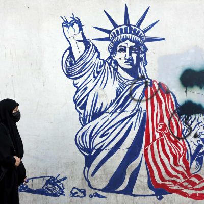 US allows non-emergency staff to leave Israel as Trump threatens Iran strikes | The Citizen