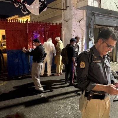 At least 14 people killed in suicide attack on Pakistan police station