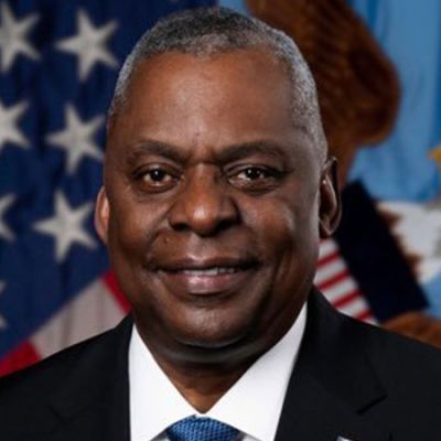 US to deploy more fighter jets, warships in West Asia