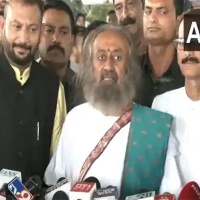 India News | Possible an International Conspiracy; in Touch with Followers in Nepal, Says Spiritual Guru Sri Sri Ravi Shankar | LatestLY