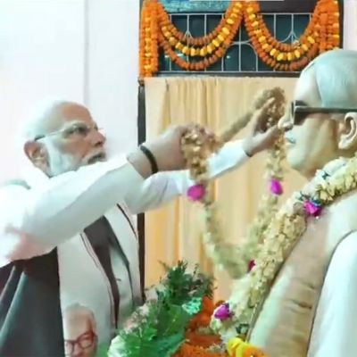 PM Modi pays homage to Bharat Ratna Karpoori Thakur in Bihar’s Samastipur
