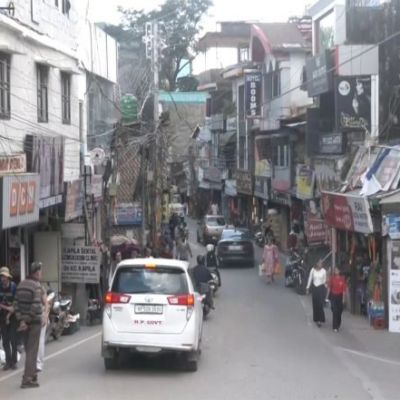 Business News | Rural Consumption Outshines Urban Demand as Income Growth, Credit Expansion and Better Rainfall Boost Consumption: Report | LatestLY