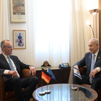 German Chancellor meets Netanyahu, calls for creation of Palestinian State