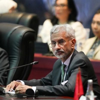 World News | Jaishankar Lauds India’s Chairpersonship of Kimberly Process; Says It Reaffirms Role in Global Governance of Diamond Trade | LatestLY