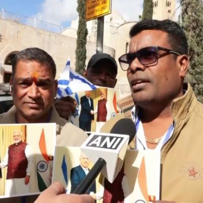 World News | Indian Diaspora Beams with Pride as PM Modi's Israel Visit Rekindles Memories, Calls It 'auspicious Moment' for Ties | LatestLY