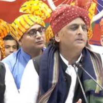 “BJP promotes capitalism”: SP chief Akhilesh Yadav claims price of petrol, diesel to increase soon