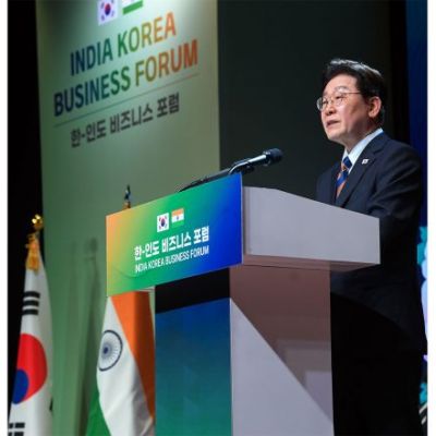 Business News | South Korean President Calls for Excess Tax Revenue from Semiconductor Boom to Be Used for Long-term Investments to Boost Growth