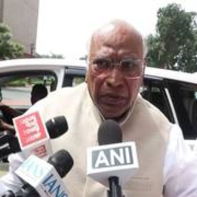 “Nothing will happen tomorrow”: Mallikarjun Kharge demands Amit Shah’s answer over student protests