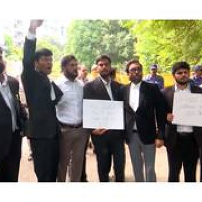 Lawyers protest outside BCI office, demand Chairman Manan Mishra’s resignation amid NALSAR row
