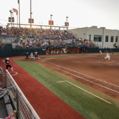 Hard-hitting Texas meets stingy Tennessee pitching in SEC softball clash