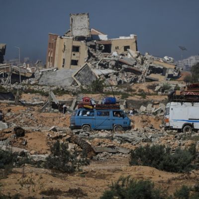 Thousands flee Gaza City bombardment as calls for evacuation intensify  – British Caribbean News