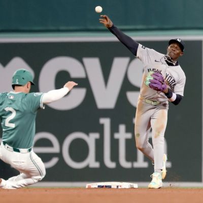Red Sox narrowly avoid Yankees’ no-hitter in quiet 4-1 loss