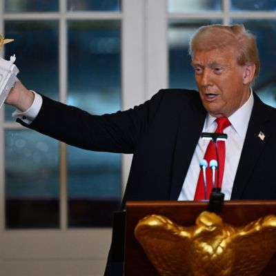 Trump unveils plans for ‘Independence Arch’ at DC donor dinner