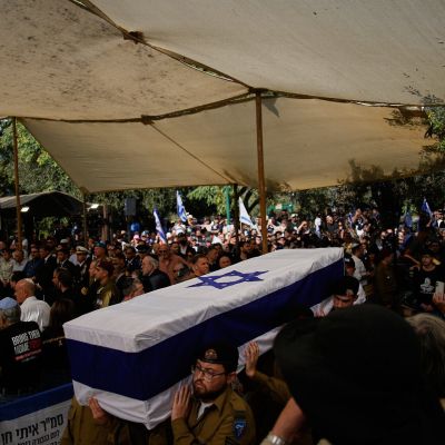 Recording of battle fought by Itay Chen on Oct. 7 played at funeral; Herzog praises slain hostage as ‘national symbol’