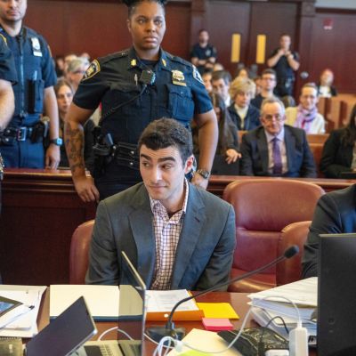 Prison Guard Testifies Luigi Mangione Claimed To Be a Foreign Spy, Touted Book on Psychedelic Drugs, Worried About American Obesity Rates