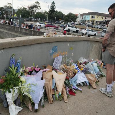 Australia honours Bondi Beach victims, launches probe of security services