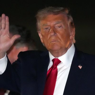 Trump Backs Down on 20% Fee For Strait of Hormuz, Day After Announcing It