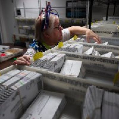 Hawaiʻi voting groups cheer as high court rejects Trump mail ballot restrictions