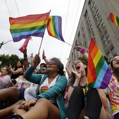 Supreme Court Refuses to Consider Call to Reverse Its Same-Sex Marriage Ruling