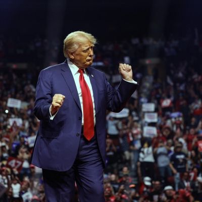 Do the Donald! Trump dance takes US sport by storm