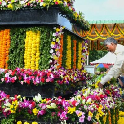 Naidu pays tributes to Police Martyrs, vows full support to maintain law and order