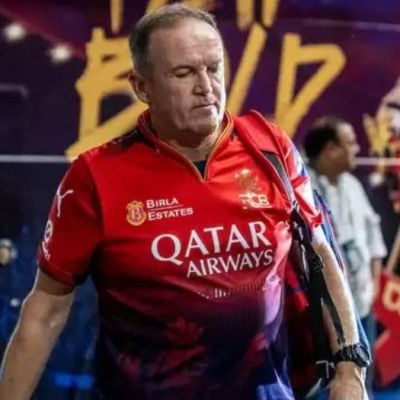 Why was RCB head coach Andy Flower fined after last-ball win over MI? Img