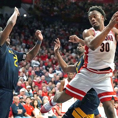 Arizona still unanimous No. 1 in men’s basketball AP Top 25 poll | Jefferson City News-Tribune