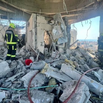 Iran strikes Bahrain and Kuwait after US attacks, warns of 'complete halt' to peace talks
