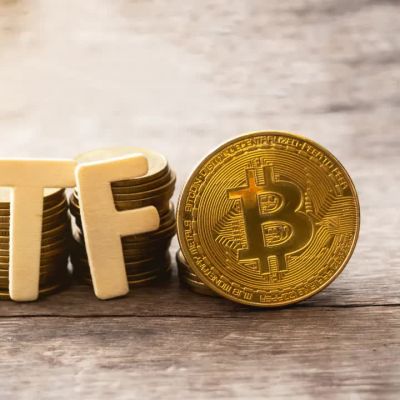 US Spot Bitcoin ETFs Draw $467 Million in Daily Inflows as Institutional Demand Rebounds – FinanceFeeds