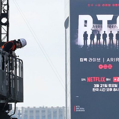 Gwanghwamun BTS Billboards Attract Global Fans as Photo Hotspots