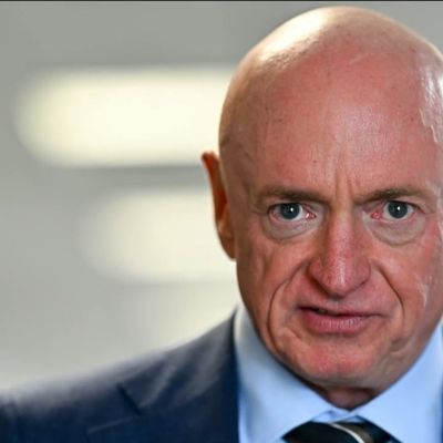 ABC OMITS Hegseth Censure of Sen. Mark Kelly Over ‘Seditious Six’ Video