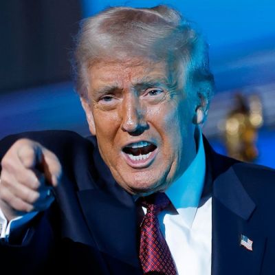 Donald Trump, 79, Orders Zohran Mamdani, 34, to Be Nice to Him