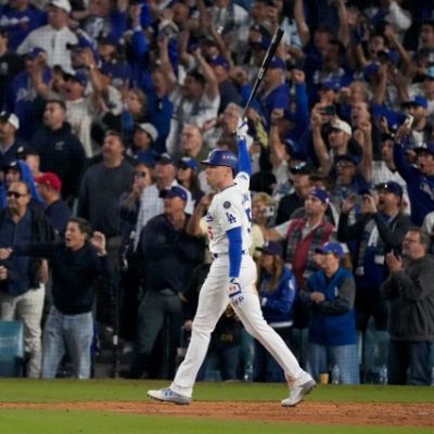 Freddie Freeman hits 1st walk-off slam in World Series history as Dodgers top Yankees 6-3 in classic opener