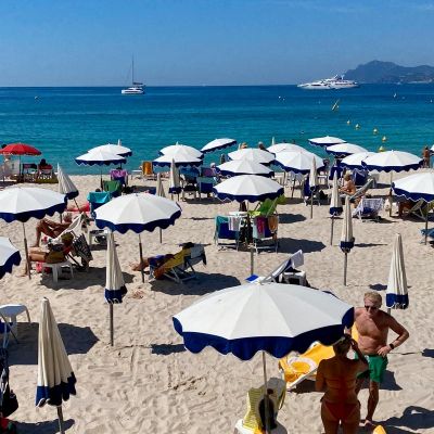 Top travel firms vow not to apply ‘war’ surcharges to summer holidays