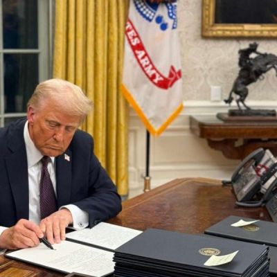 Trump signs fresh executive orders targeting birthright citizenship
